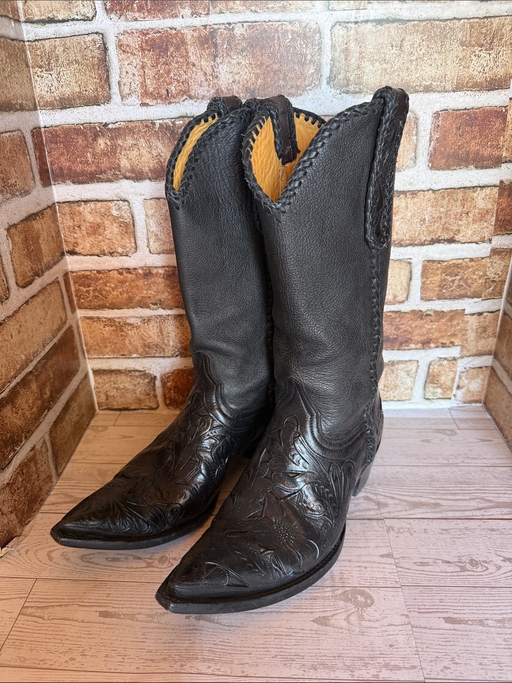 Old Gringo Black Leather Embossed Western Heeled Boots